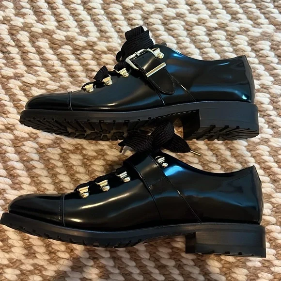 Elegant Black Patent Leather Mr Logan Oxford from The Office of Angela Scott - Picture 5 of 13